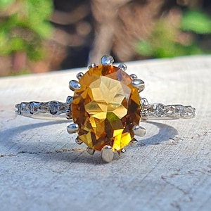 Anillo de citrino con diamantes en oro macizo de 14 quilates, anillo de compromiso de citrino, anillo ovalado de citrino, anillo art déco natural amarillo de citrino, anillo único de citrino