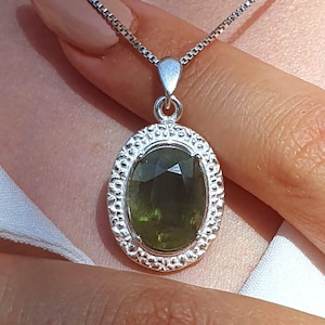8 CT Natural Sapphire Necklace,14k Gold Green Sapphire Necklace, Natural Sapphire Charm, Sapphire Statement, Sapphire Jewelry Gift For Her