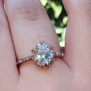 Alternative Diamond Ring, Unique Wedding Ring,14K Moissanite Engagement Ring Oval,Diamond Moissanite Ring ,Moissanite Solitaire Ring