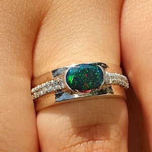 Natural Black Opal Diamonds Engagement Ring 14K Gold Fire Opal Wedding Ring,Black Opal Promise Ring Statement Ring,Opal Birthstone Ring