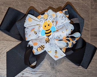 Girl Hairbows, Bee Hairbow, Hairbows, Yellow Jacket Hairbow, Bows, Yellow Jackets, Bees