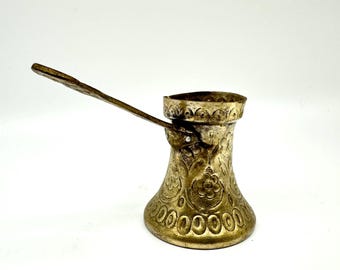 Vintage Brass Turkish Coffee Pot – Hand-Tooled Dallah Ibrik, Ornate Floral Pattern, Mid-Century Eastern Decor