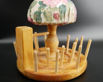 Wooden Needlework Organizer – Bobbin & Thread Holder with Pin Cushion