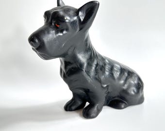 Vintage Black Scottie Dog Figurine – Ceramic Scottish Terrier Collectible, 15 cm