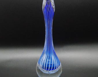 Vintage Vicke Lindstrand Hand-Blown Glass Vase – Swedish Art Glass, 27 cm