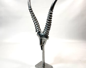 Vintage Metal Horn Sculpture – Modernist Tribal-Inspired Decor, 61 cm