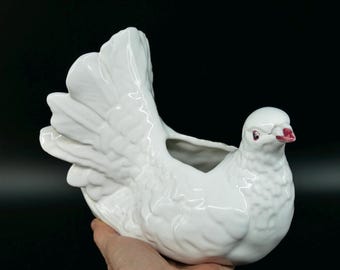 Vintage white porcelain dove figurine – Made in Portugal by Pereiras