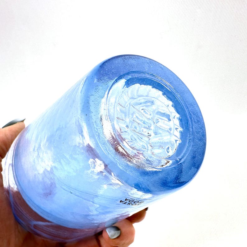 Vaso de vidrio azul claro, mina Kosta Boda, Ulrica Hydman Vallien imagen 5