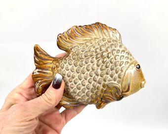 Ceramic Fish Wall Art – Hand-Glazed Sculptural Pottery Plaque, 15 cm