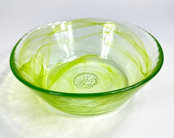 Große grüne Glasschale aus der Kosta Boda Mine-Serie aus der Mitte des Jahrhunderts von Ulrica Hydman-Vallien, einzigartig