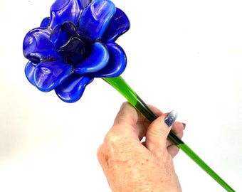 Blue art glass flower sculpture – murano style hand-blown glass stem, 50cm