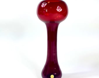 Scandinavian Red Art Glass Vase – 1960s Bo Borgström for Åseda, Swedish Mid-Century Design