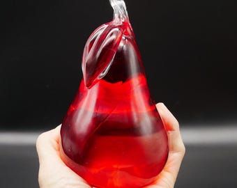 Vintage art glass red pear paperweight ornament - Glass fruit figurine from FM Ronneby Sweden