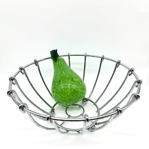 Mid-Century Chrome Wire Fruit Bowl – Scandinavian Modern Design, Open Wire Basket