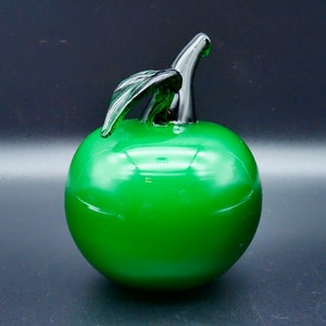 Art glass green apple with leaf hand-blown fruit sculpture.