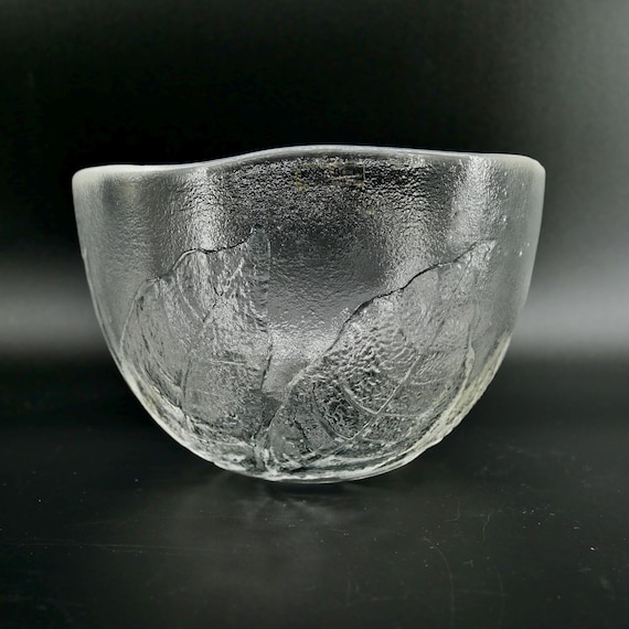 Vintage Kosta Boda Glass Bowl With Leaf Motif – Göran Wärff