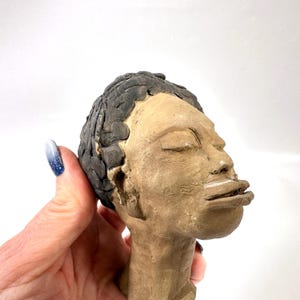 Vintage studio pottery head sculpture – signed kj ’59, hand-modelled clay figure image 9