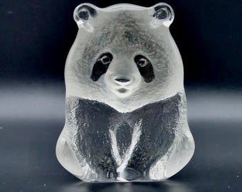 Art Glass Panda - WWF paperweight sculpture signed  Mats Jonasson