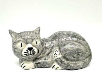 Vintage ceramic cat figurine – whimsical grey kitty sculpture, 1970s