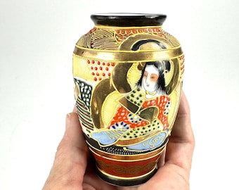 Vintage Satsuma Vase: Japanese Porcelain Moriage Dragon Ware with Gold Trim