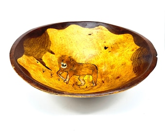 Hand-Painted Wooden Bowl – Vintage Carved Wood Dish with Lion Motif, 34 cm