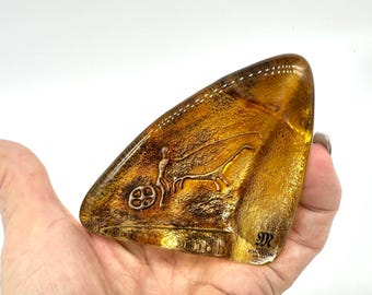 Mid Century Art Glass Sculpture – Signed Mats Jonasson, 7.5 cm