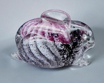 Vintage Art Glass Rabbit hand blown sculpture figurine paperweight - Made in Sweden.