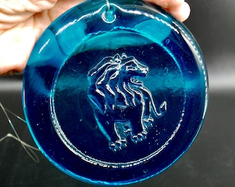 Orrefors Blue Glass Lion Suncatcher – Swedish Art Glass Pendant