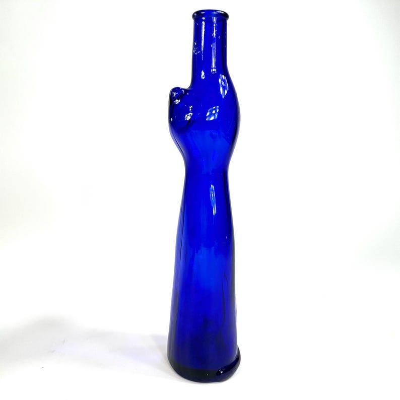 Bottiglia vintage in vetro blu con un simpatico gatto – decanter da collezione, vaso o portacandele immagine 4