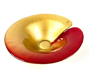 Mats Jonasson Glass Bowl – Red & Gold Art Glass, Sweden Collectible