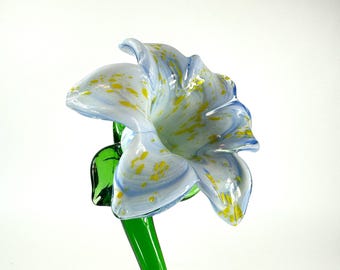 Hand-Blown Murano-Style Art Glass Flower – Sky-Blue & Sun-Yellow Lily on Emerald Stem, 34 cm