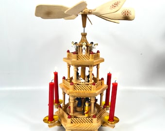 German Christmas Nativity Carousel – Vintage 3-Tier Wooden Candle Pyramid, 1970s