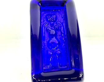 Scandinavian art glass – erik höglund for kosta boda, cobalt blue nude design