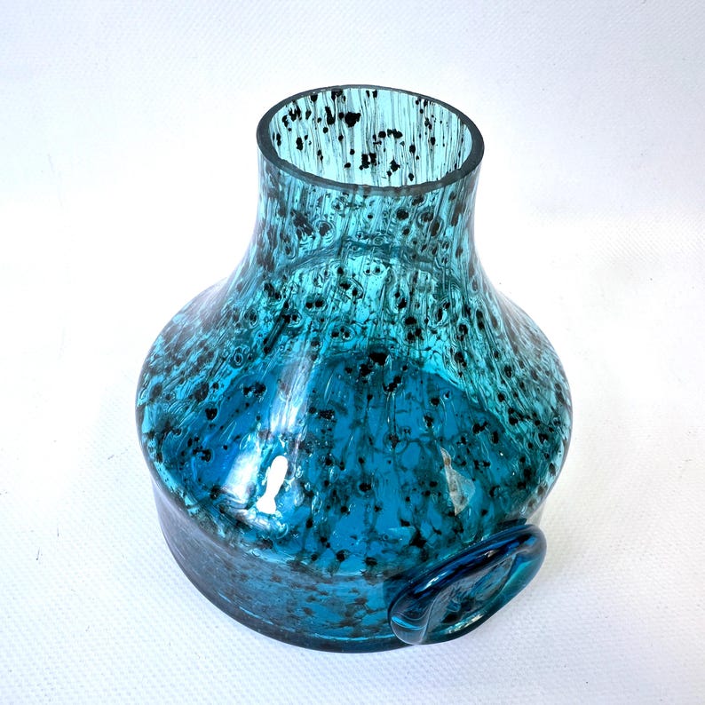 Schott Zwiesel Glass Vase, Blue Art Glass Bowl Form, Heinrich Löffelhardt 1960s imagem 7