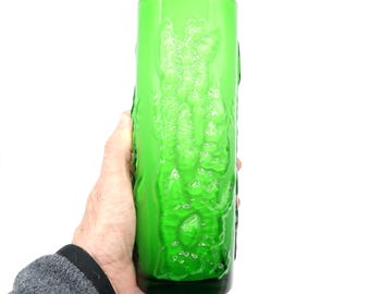 Green art glass vase, swedish mid century design