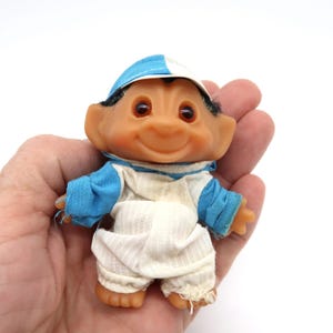 Vintage 1985 dam troll doll – danish rubber toy, original outfit image 9