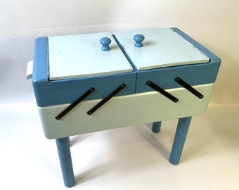 Wooden sewing box table – vintage blue & white storage, 1950s–60s