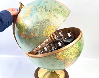 Vintage Columbus Globe Bar Cabinet – 1930s Map, Brass Trim, Hidden Drinks Storage, 42 cm