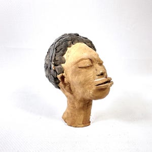Vintage studio pottery head sculpture – signed kj ’59, hand-modelled clay figure image 4