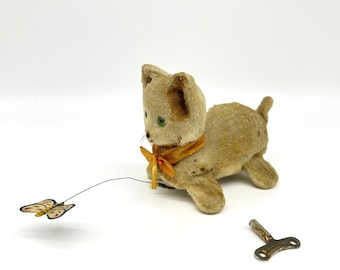1940s Japanese Wind-Up Cat Toy: Vintage Mechanical Velvet Plush