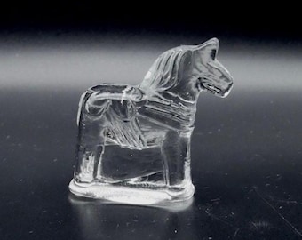Swedish Art Glass Dala Horse – Miniature Lindshammar Sculpture, 1970s Scandinavian Decor
