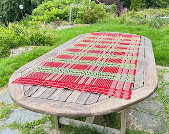 Scandinavian handwoven table runner – overshot weave folk textile