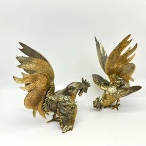 Vintage Brass Fighting Roosters – Mid-Century Pair of Sculptures, 1960s Ornamental Decor, 20 cm