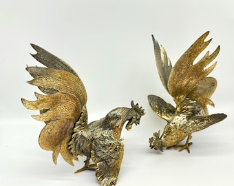 Vintage Brass Fighting Roosters – Mid-Century Pair of Sculptures, 1960s Ornamental Decor, 20 cm
