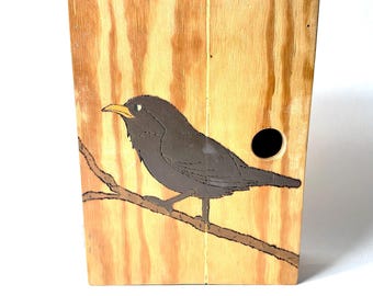 Schlüsselschrank aus Holz, rustikaler Wandorganizer, Amsel-Volkskunst, Hüttendekoration