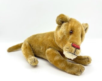 Antique German Jointed Lion – Velvet Mohair Plush, c.1920, Collectible Toy Animal