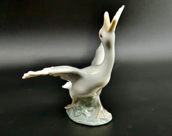 リヤドロ「空飛ぶアヒル」の置物 – 陶器製の鳥 - Etsy 日本