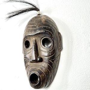 Vintage afrikanische Maske - handgeschnitzte Holz-Tribal-Wandkunst, große 19-Zoll-Zeremonialmaske