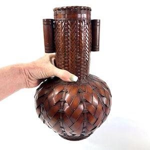 Vintage Woven Bamboo Vase: Japanese Ikebana Style, Decorative Vessel