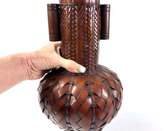 Vintage Woven Bamboo Vase: Japanese Ikebana Style, Decorative Vessel